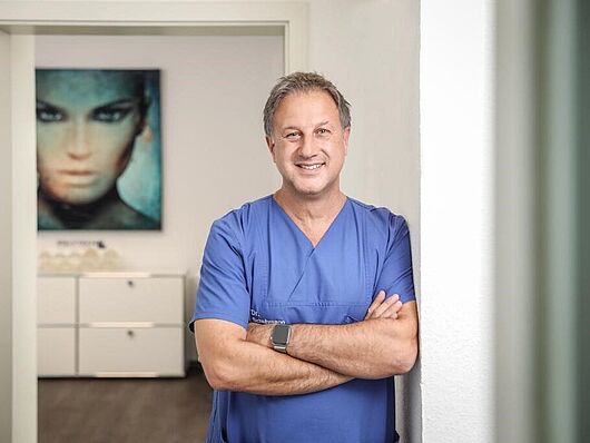 Plastische Chirurgie Dr. Karl Schuhmann | Düsseldorf | Hattingen | Bochum
