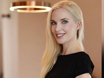 Taina Thoma, Schönheitschirurgin in Düsseldorf