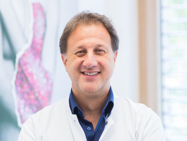 Dr. Karl Schuhmann, Plastische Chirurgie Düssledorf, Hattingen, Bochum