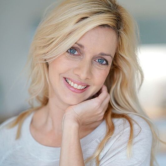 One-Stitch-Facelift zur Gesichtsstraffung bei Dr. Karl Schuhmann