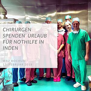 Dr. Karl Schuhmann und ein Team von Ärzten im OP